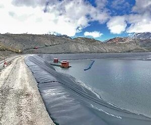 Alquiler de Boya para Monitorizar la Calidad de Agua en Presas de Relaves- YSI